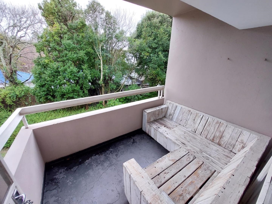 To Let 2 Bedroom Property for Rent in Rondebosch Western Cape